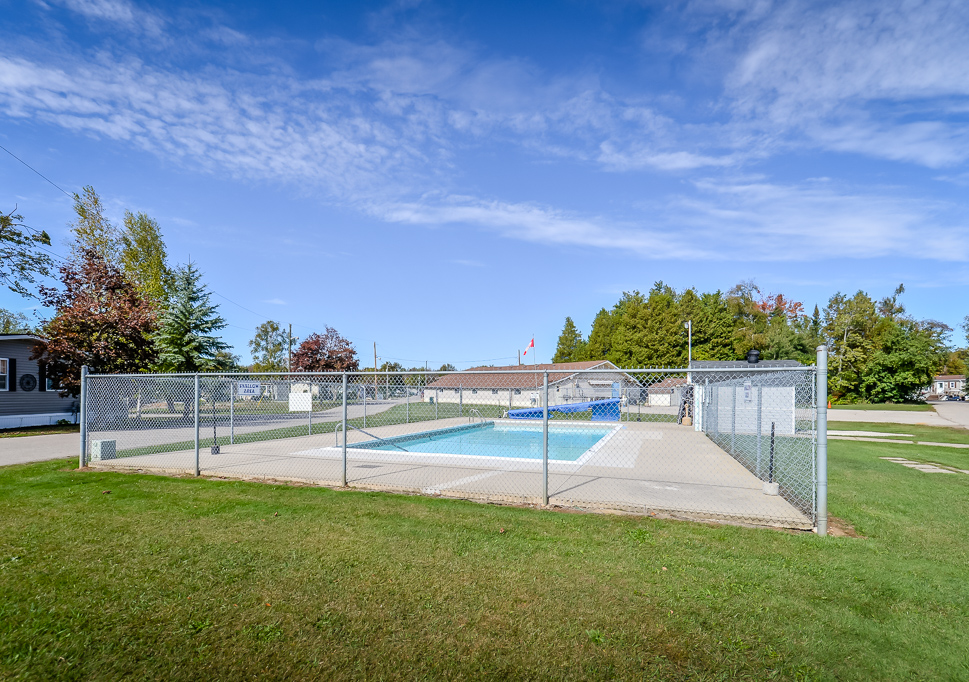 Mini Lakes Photos • Mini Lakes